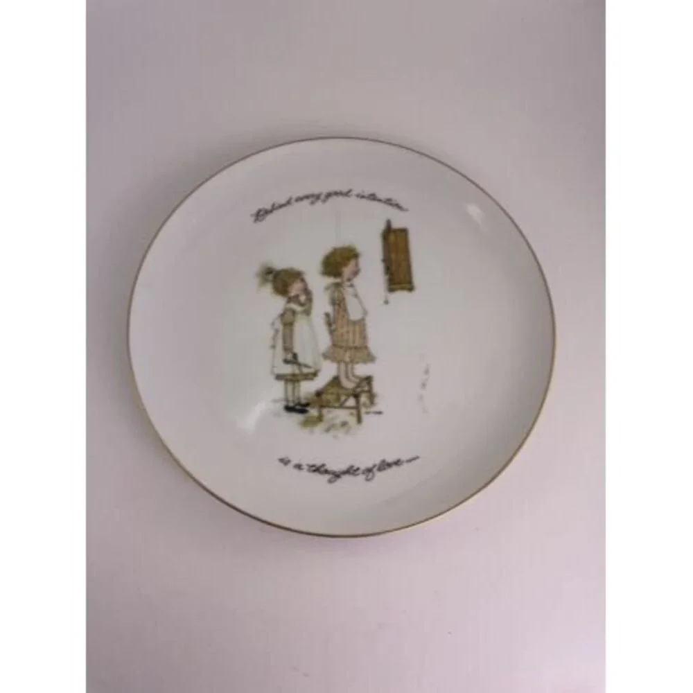 Vintage 1973 Classic Edition Holly Hobbie Plate Good Intentions‎ Haircut 10.5